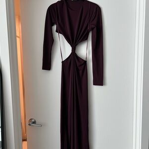 Elegant Burgundy Long Sleeve Dress